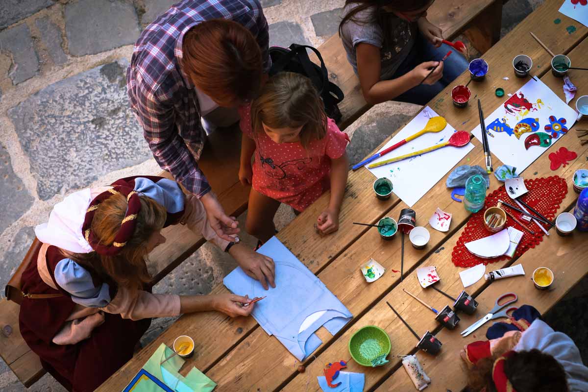 Spektakularnim Streličarskim turnirom “Put ratnika” završio Vikend na Dubovcu Spektakularnim Streličarskim turnirom “Put ratnika” završio Vikend na Dubovcu