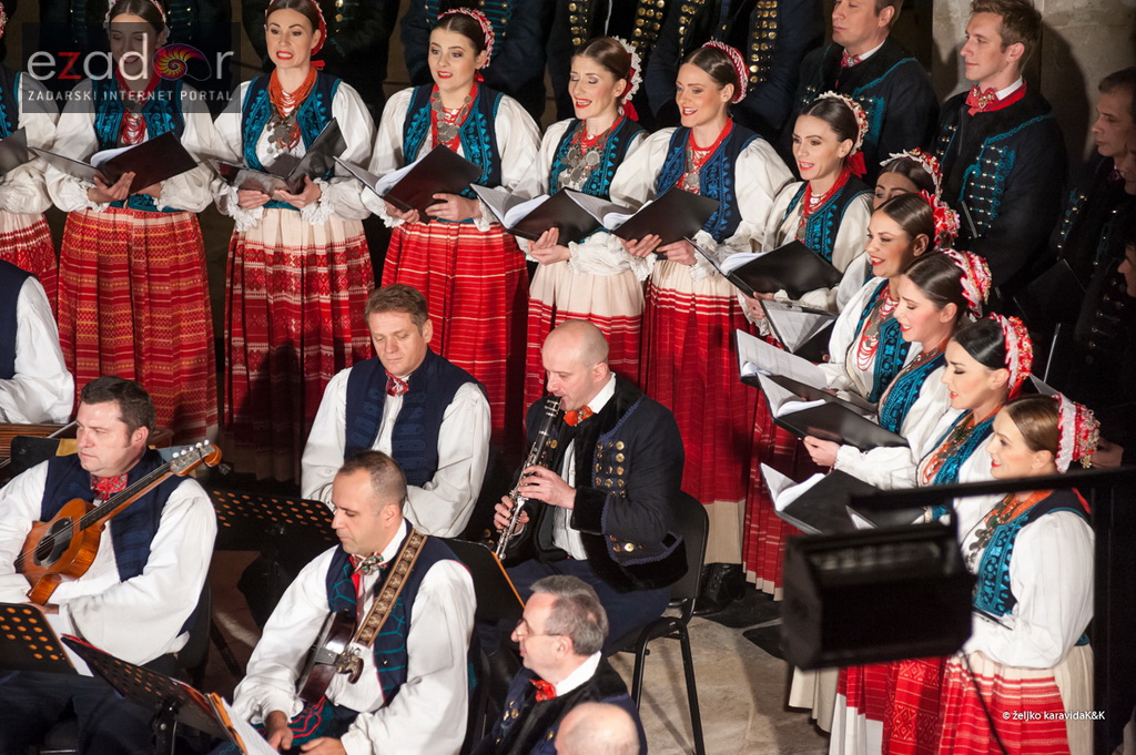 Adventski koncert ansambla Lado u prepunoj u crkvi sv. Nikole Adventski koncert ansambla Lado u prepunoj u crkvi sv. Nikole