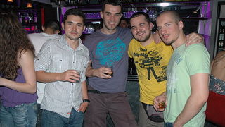 Ribarska festa zadarskih studenata u zagrebackom klubu Roko Ribarska festa zadarskih studenata u zagrebackom klubu Roko