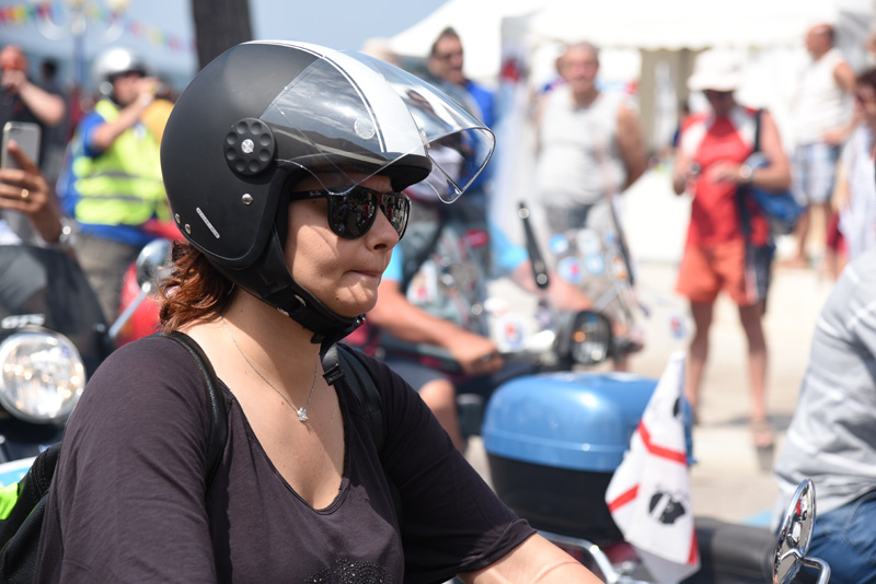 Spektakularni defile vespaša, foto: Vinko Pešić Spektakularni defile vespaša, foto: Vinko Pešić