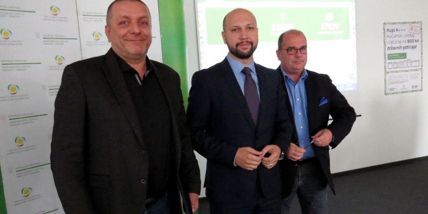 Uručen poziv za dostavu dokumentacije za financiranje Centra za gospodarenje otpadom Biljane Donje Uručen poziv za dostavu dokumentacije za financiranje Centra za gospodarenje otpadom Biljane Donje