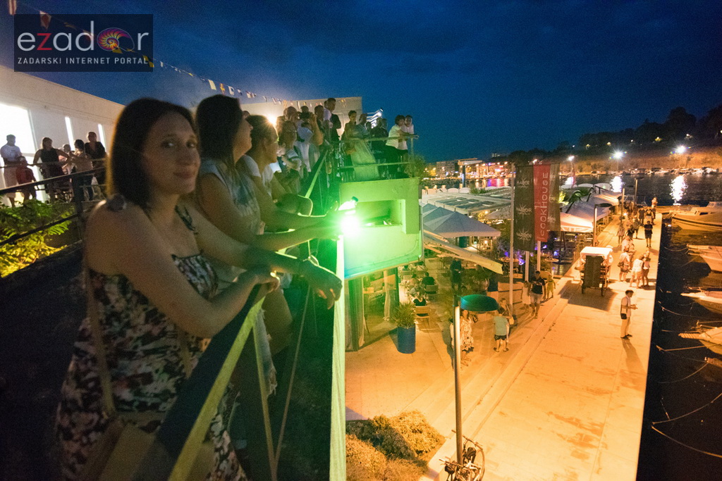 6. “Jadranov veslački dvoboj” osmeraca u uvali Jazine 6. “Jadranov veslački dvoboj” osmeraca u uvali Jazine