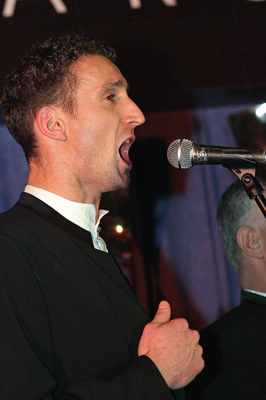 Božićni koncert Klape Intrade i Tomislava Bralića u Arsenalu (foto:Marin Gospić)