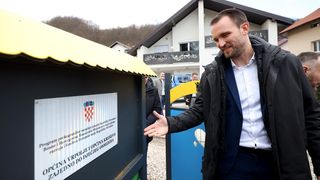 Ministar Šime Erlić obišao poslovnu zonu i vrtić u Kreševu