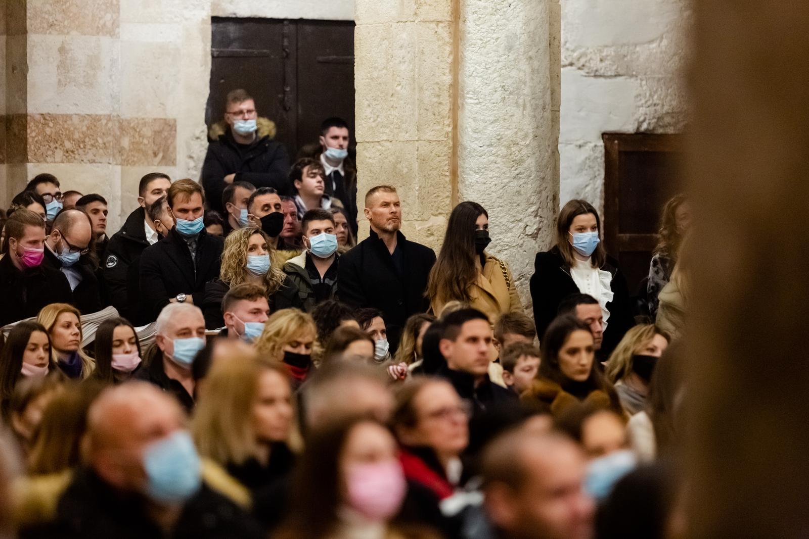Polnoćka u katedrali svete Stošije