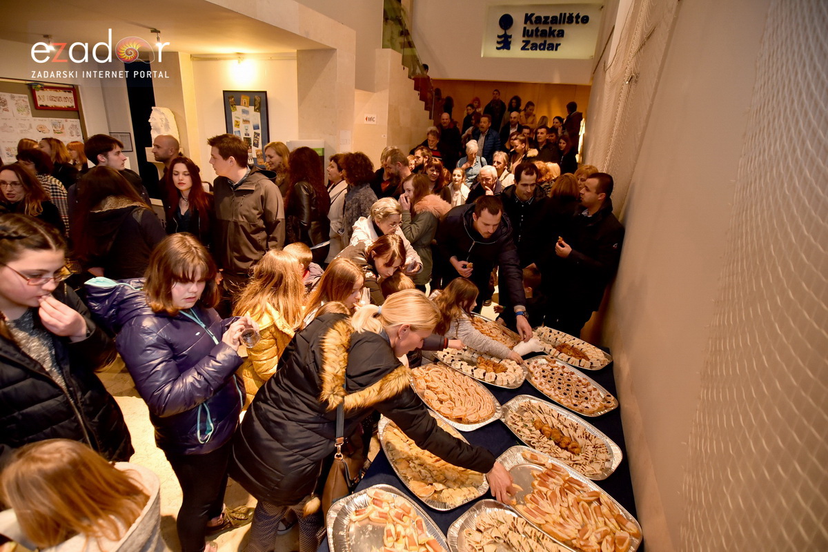 Premijera predstave “Nikome pravo” u Kazalištu lutaka Zadar Premijera predstave “Nikome pravo” u Kazalištu lutaka Zadar