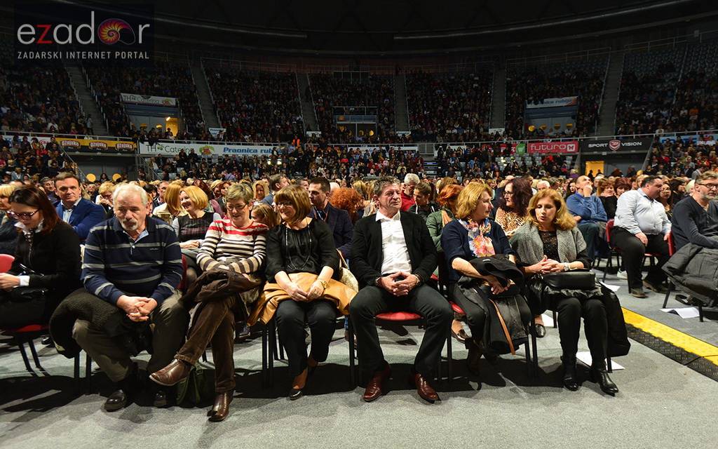 Mjuzikl Mamma Mia kazališta Komedija u dvorani Krešimir Ćosić