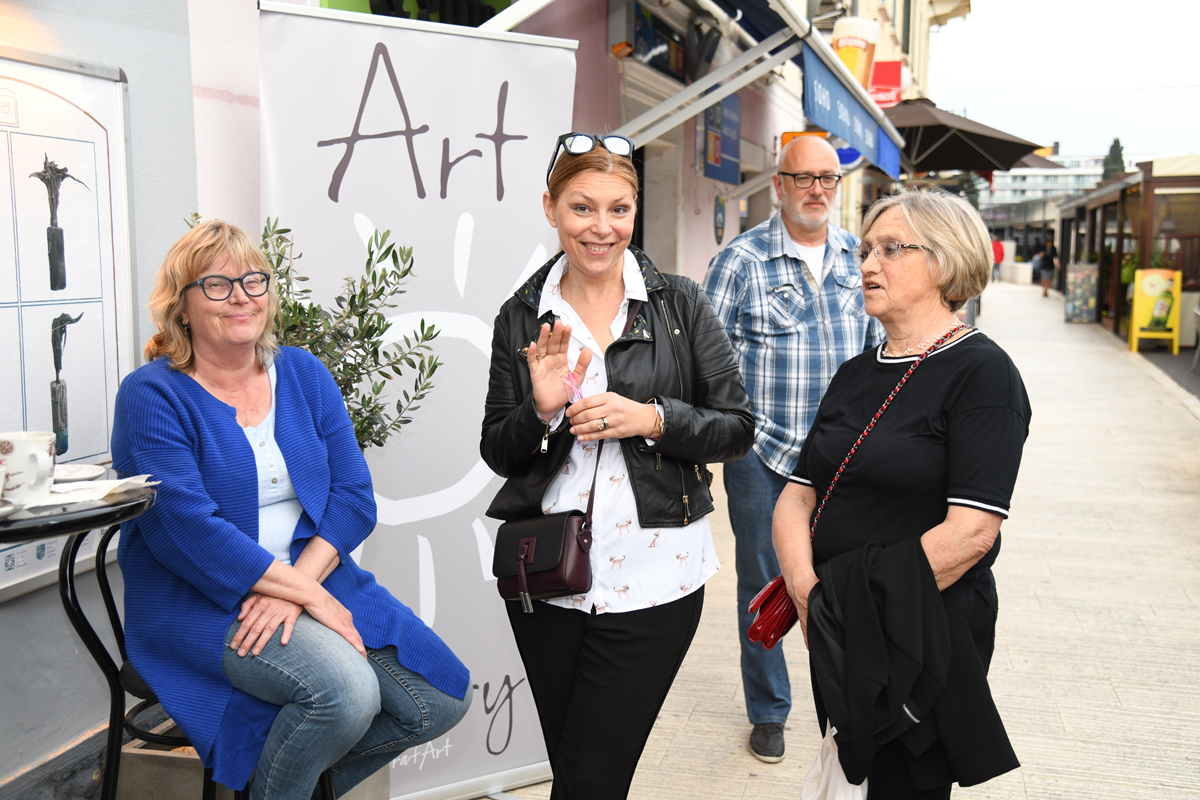 “Stađuni”: Izložba Karin Grenc u Biogradu na moru “Stađuni”: Izložba Karin Grenc u Biogradu na moru