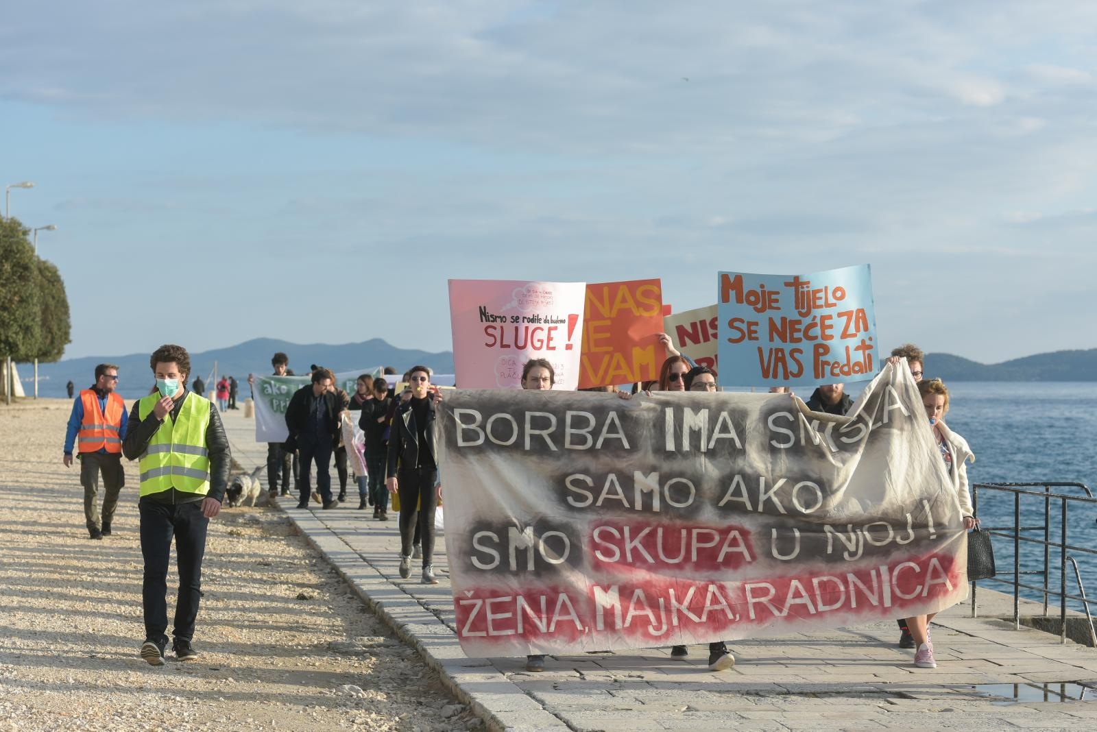 Dan žena: Marš u organizaciji udruge Antifijaka