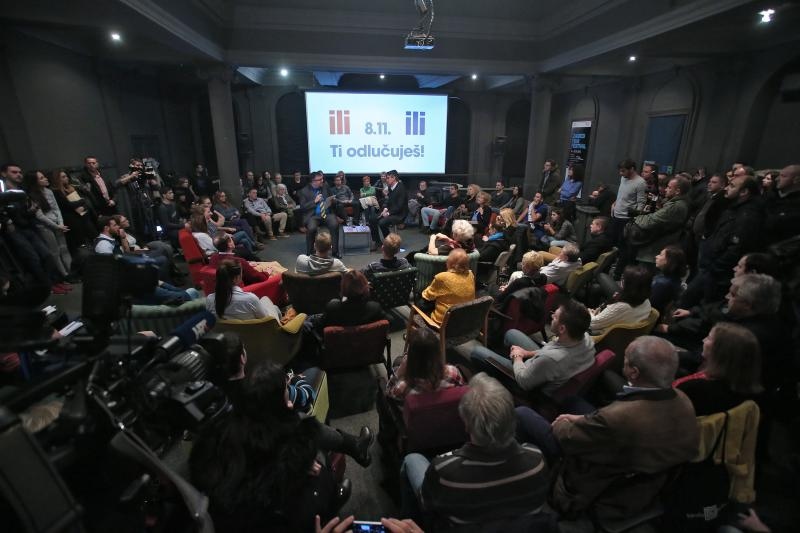 Zoran Milanovović u javnoj debati s građanima i novinarima Zoran Milanovović u javnoj debati s građanima i novinarima