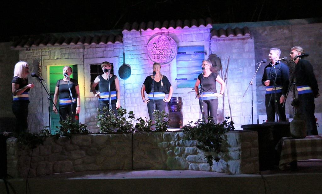 Osam klapa nastupilo na klapskoj manifestaciji “Virska terca” Osam klapa nastupilo na klapskoj manifestaciji “Virska terca”