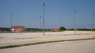 Debeljak, sportski centar