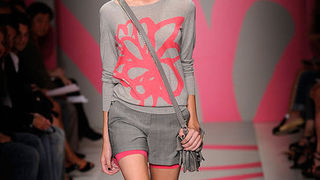 DKNY – Proljeće 2010. (foto: www.coutorture.com)