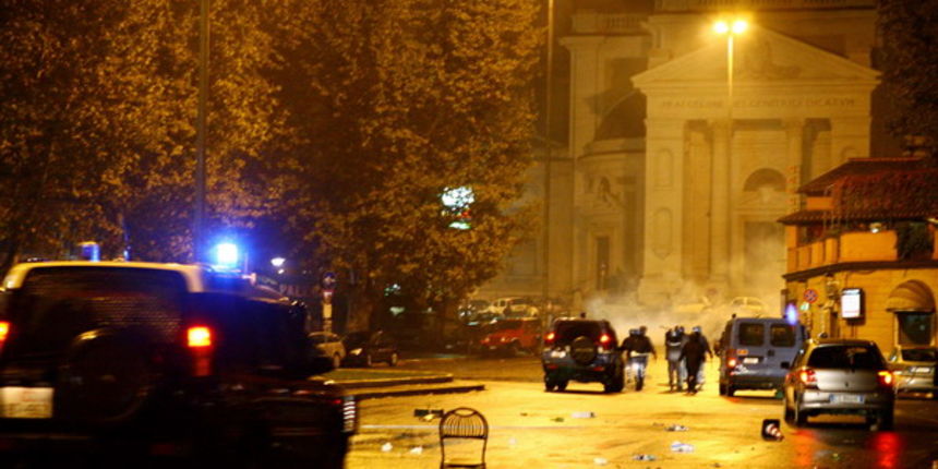 Neredi u Italiji (Foto:tgcom.it) Neredi u Italiji (Foto:tgcom.it)