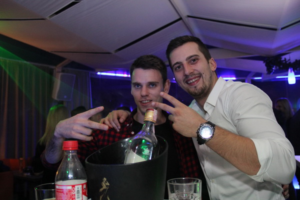 Vikend u Ledani Lounge & Baru: Red Hot Friday Night i Saturday White Fever. Vikend u Ledani Lounge & Baru: Red Hot Friday Night i Saturday White Fever.