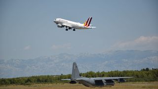 Američka posada MC-130 stigla u vojnu bazu Zemunik Američka posada MC-130 stigla u vojnu bazu Zemunik