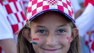 Veličanstven doček četvorice zadarskih Vatrenih od Gradskog mosta do Foruma