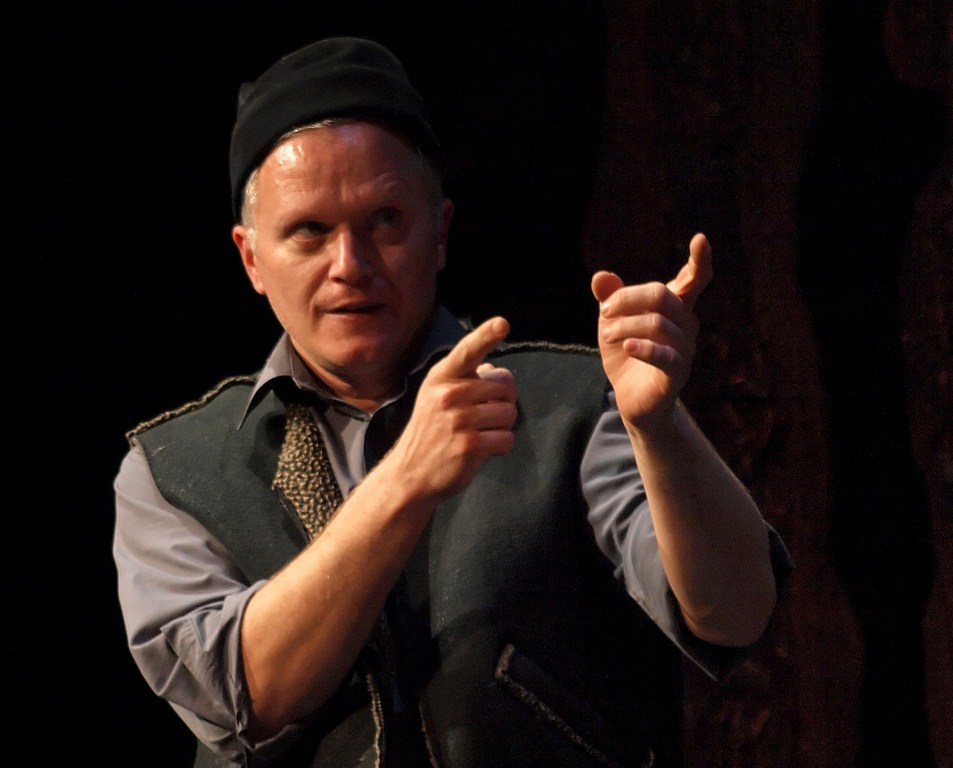 Predstava Hamleta u selu Mrduša Donja