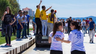 Ludijada maturanata na zadarskoj rivi 17. svibnja 2016. Foto: Bojan Bogdanić