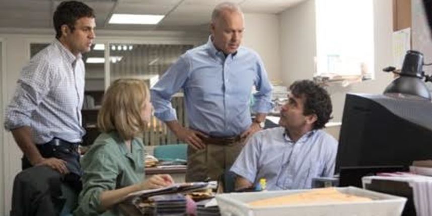 Spotlight – scena Mark Ruffalo i Michael Keaton