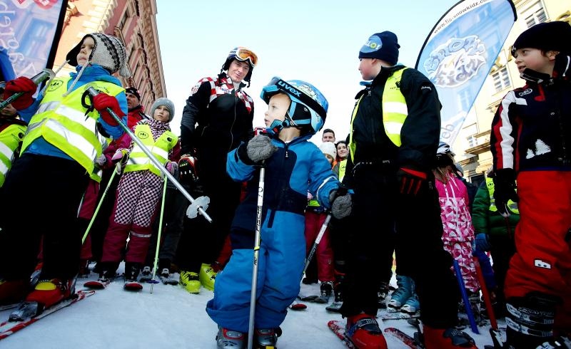 FIS World Snow Day za klince u društvu s Ivicom Kostelićem FIS World Snow Day za klince u društvu s Ivicom Kostelićem