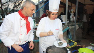 Banj: Poznati kuhaju s Renatom Kraljevom Banj: Poznati kuhaju s Renatom Kraljevom