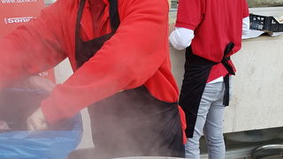 Turopoljsko srce srcu Zadra: Buševačke delicije i folklorni program na Forumu