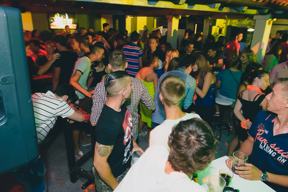 Turanjska fešta u Menfisto baru, 16.7.2015. (foto: Ivan Toman) Turanjska fešta u Menfisto baru, 16.7.2015. (foto: Ivan Toman)