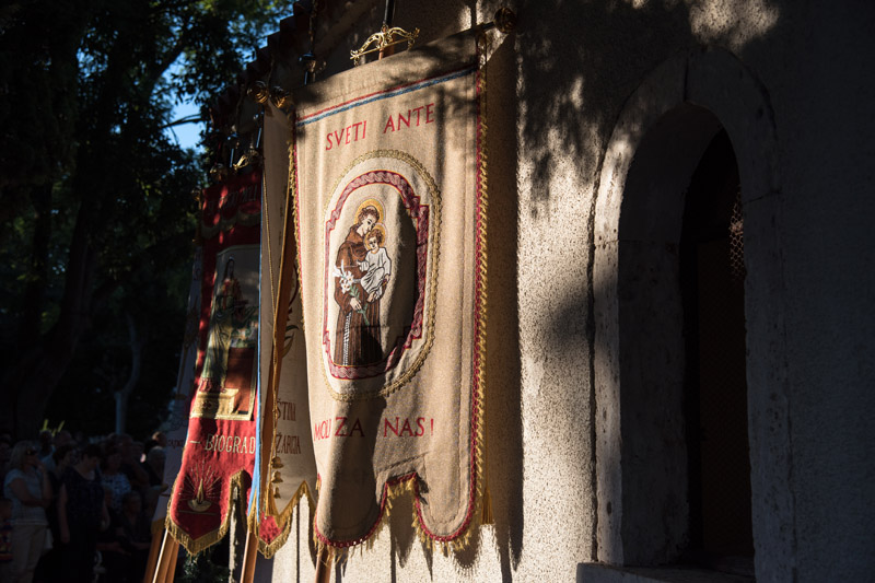 Procesija u Biogradu na blagdan sv. Roka, foto: Vinko Pešić Procesija u Biogradu na blagdan sv. Roka, foto: Vinko Pešić