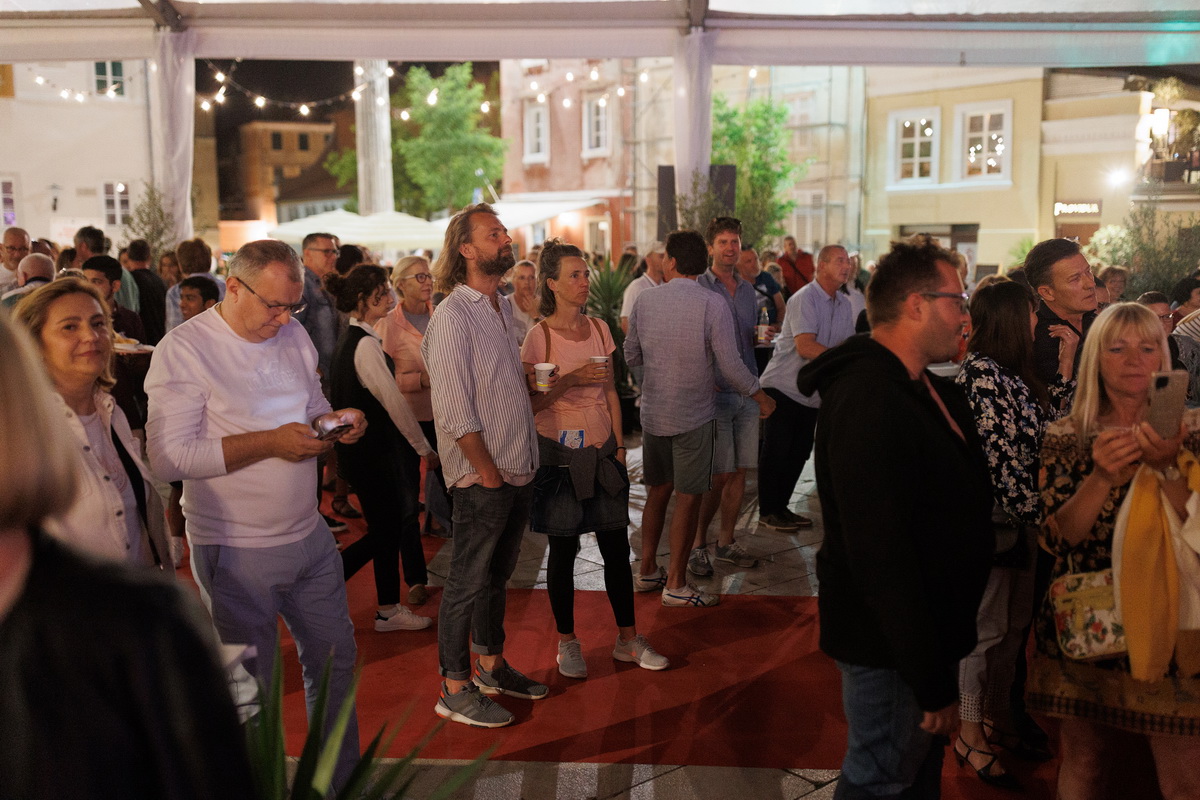 Prva večernja “fešta od rib'” Tuna, Sushi & Wine Festivala