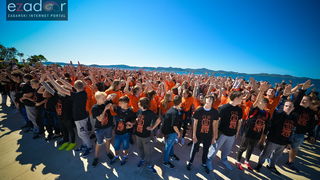 #ZDBT2017: Snimanje Milenijske fotografije košarkaške lopte na Pozdravu suncu #ZDBT2017: Snimanje Milenijske fotografije košarkaške lopte na Pozdravu suncu