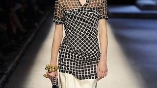 Midi suknje (foto: Vogue.co.uk)