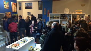 Slikarica Matea Bugarija u Bibinjama predstavila izložbu “Enigma” Slikarica Matea Bugarija u Bibinjama predstavila izložbu “Enigma”