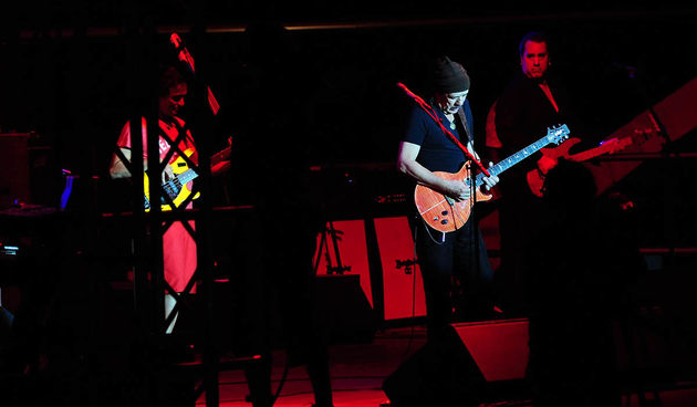 Zadar, 29.07.2013. snimio: Nenad Marčev 
Koncert Carlos Santana 
Prostor pored dvorane u Jazinama