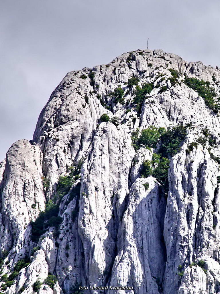 Tulove grede, Novigradsko more i grad Pag by L. Kvarantan