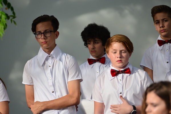 Kazališna udruga “Igrajmo se” predstavila je dramsku igru “Coffee to go” u atriju Gradske knjižnice Zadar