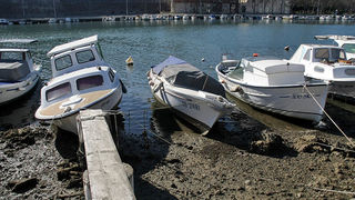 Oseka u Zadru more se povuklo nekih 50-ak cm