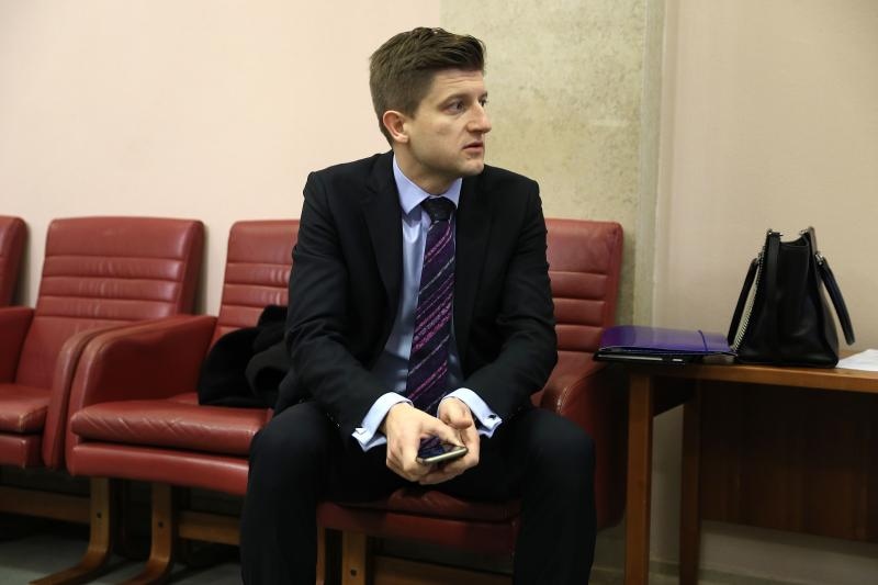 Sjednica Sabora nastavljena je glasovanjem o Prijedlogu izmjena i dopuna Drzavnog proracuna Republike Hrvatske za 2016. godinu i projekcija za 2017. i 2018. godinu.