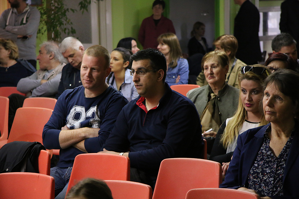 OŠ Stanovi- humanitarni klapski koncert