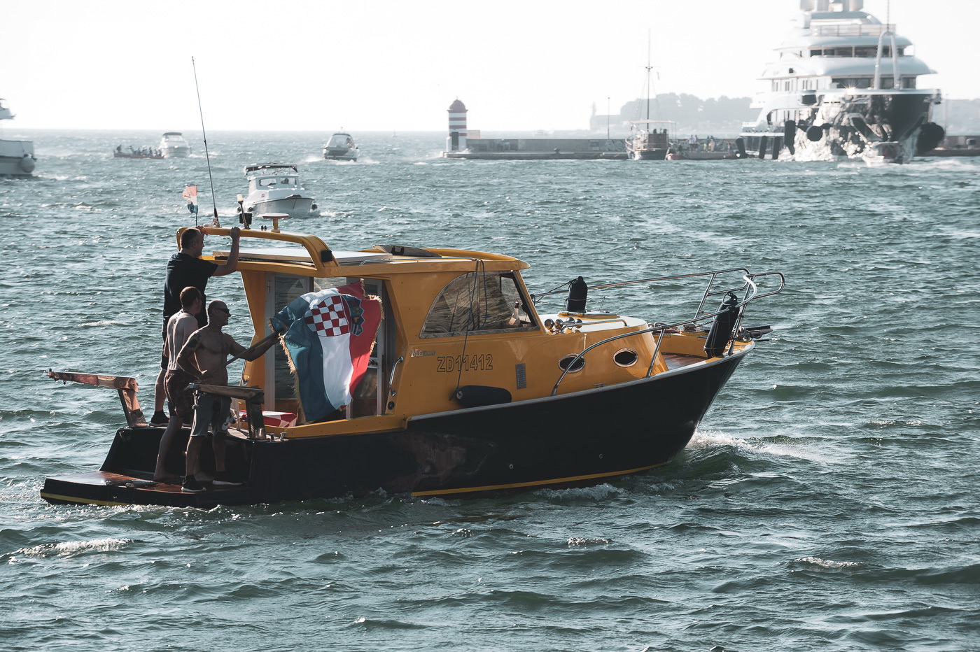 Zadar priredio čudesan doček svojim Vatrenim herojima (1)