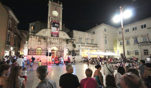 Narodni trg: koncert Aldemaromania trio & Ricardo Luque  foto: Angelo Virag