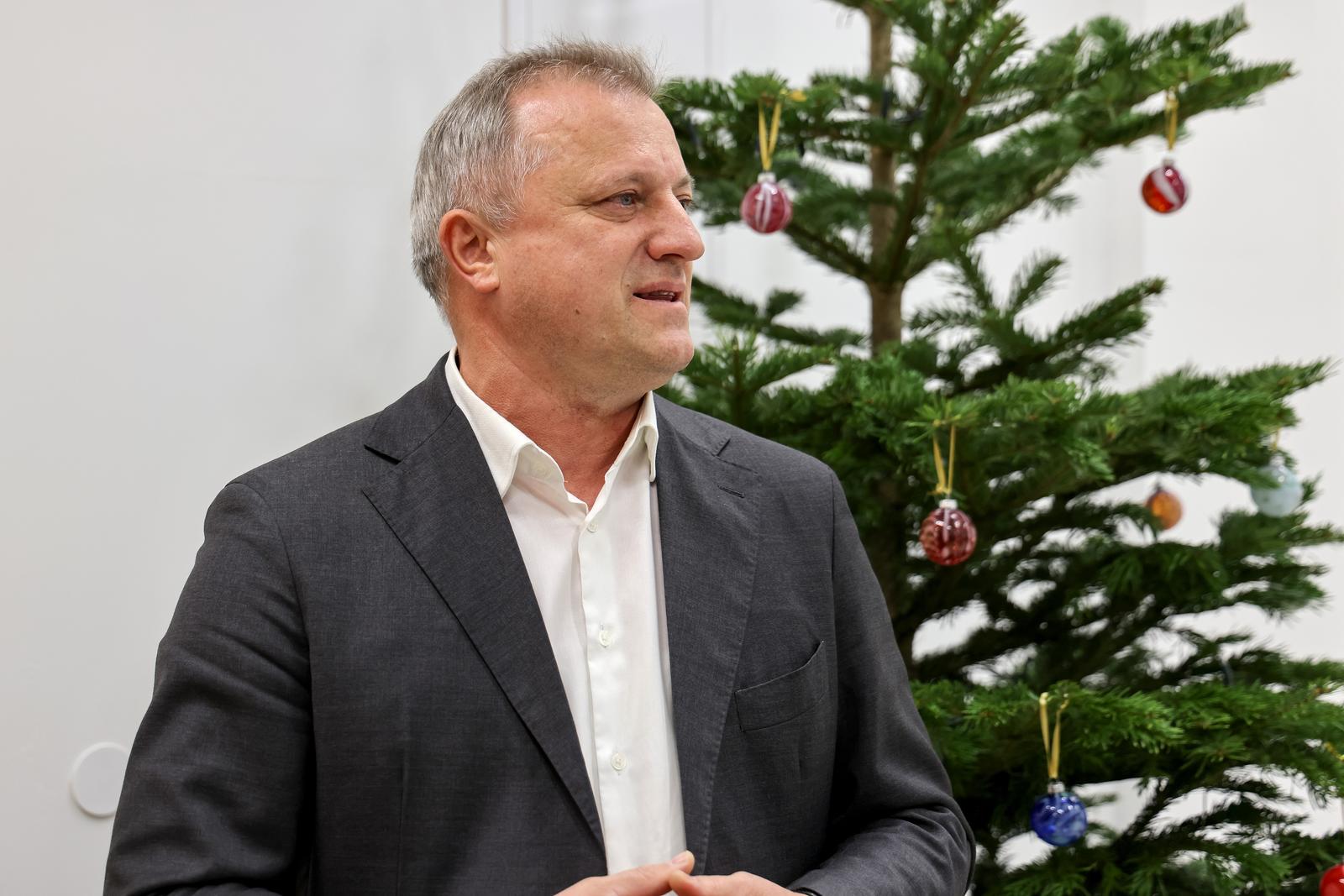 Podjela ključeva i useljenje korisnika u Centar za mlade Podjela ključeva i useljenje korisnika u Centar za mlade