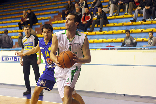 Teo Petani, KK Borik-Puntamika – KK Vrijednosnice Darda (Foto:Saša Čuka)