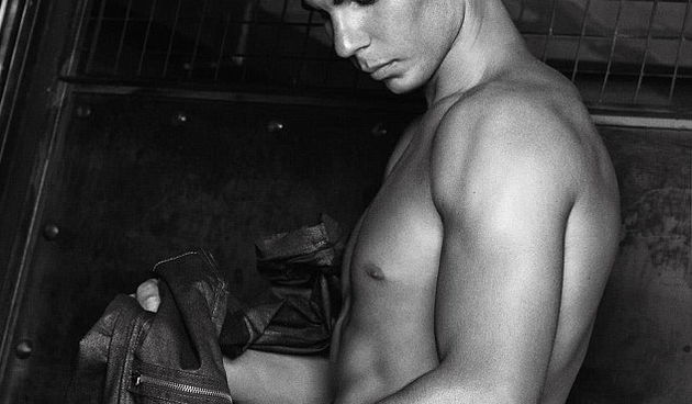 Armani skinuo Rafaela Nadala