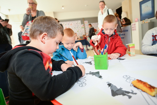 Image 381169 (auto) Image 381169 (auto)