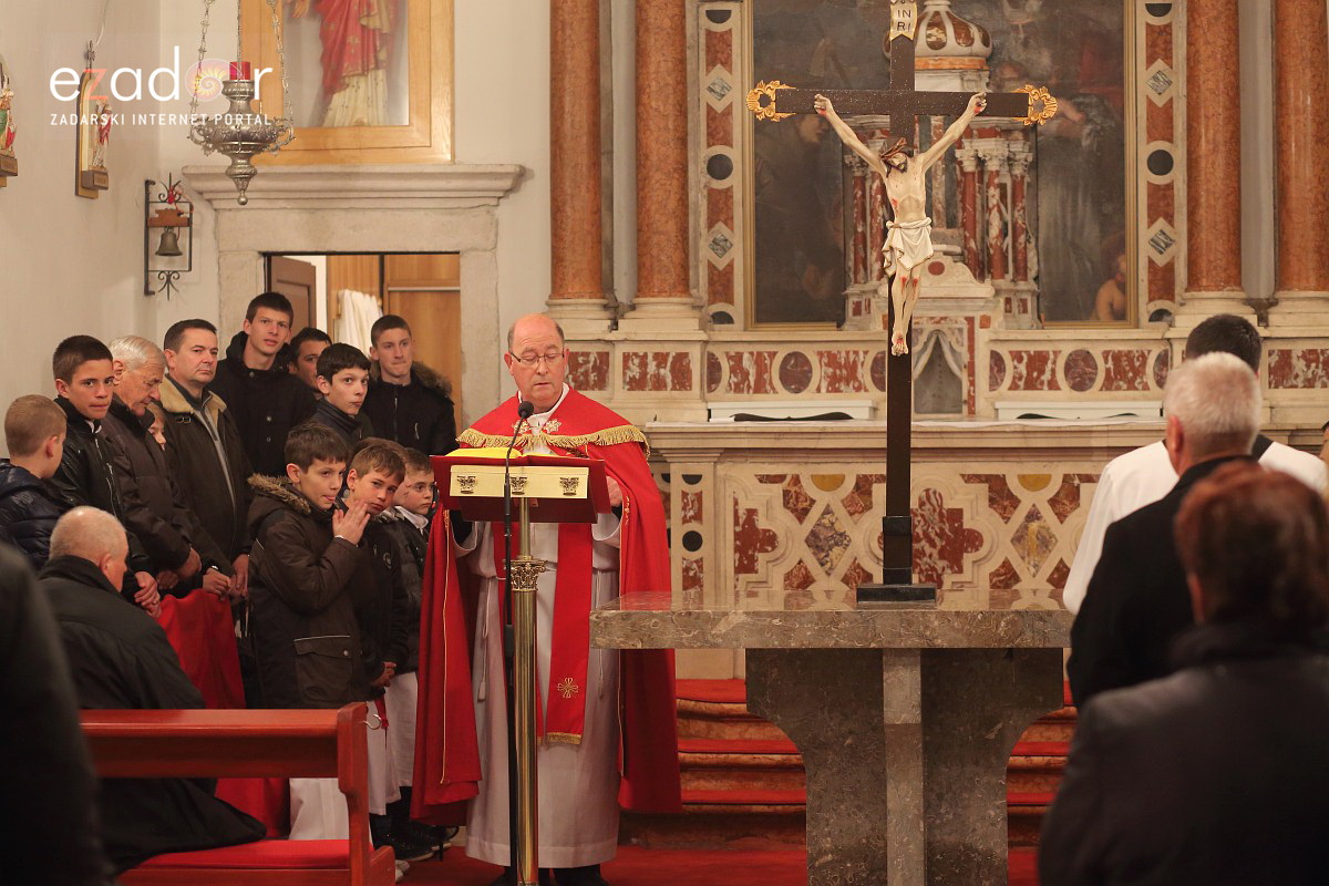 Bibinje: Tradicionalna procesija s Križem na Veliki Petak
