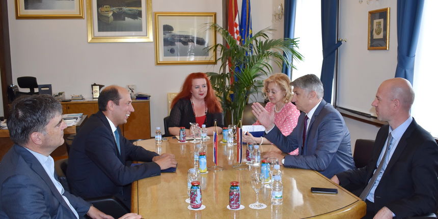 Veleposlanik Slovačke u posjetu Zadarskoj županiji Veleposlanik Slovačke u posjetu Zadarskoj županiji