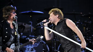 Zagreb, 080611.
Stadion Maksimir.
Nastup americke rock grupe Bon Jovi. 
Na slici: vokal Jon Bon Jovi i Richie Sambora (gitara). 
Foto: Boris Kovacev / CROPIX