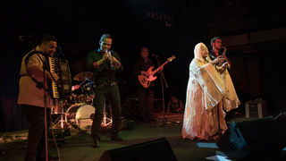 Esma Redžepova, prateći bend Folk Masters i gost Ibus Ibraimovski @ Arsenal Zadar Esma Redžepova, prateći bend Folk Masters i gost Ibus Ibraimovski @ Arsenal Zadar