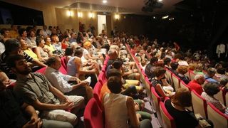 U sklopu Medjunarodnog festivala suvremenog kazalista Zadar snova, u kazalistu lutaka odrzana je predstava Grobnica za Borisa Davidovica. Photo: Filip Brala/PIXSELL